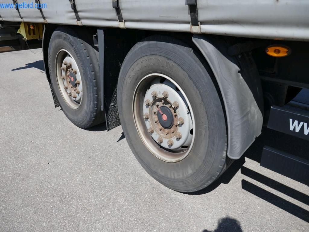 Pojazdy przedsiębiorstwa transportowego-11