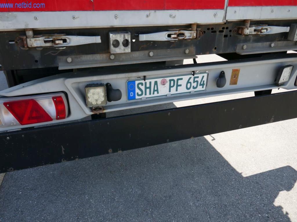 Pojazdy przedsiębiorstwa transportowego-4