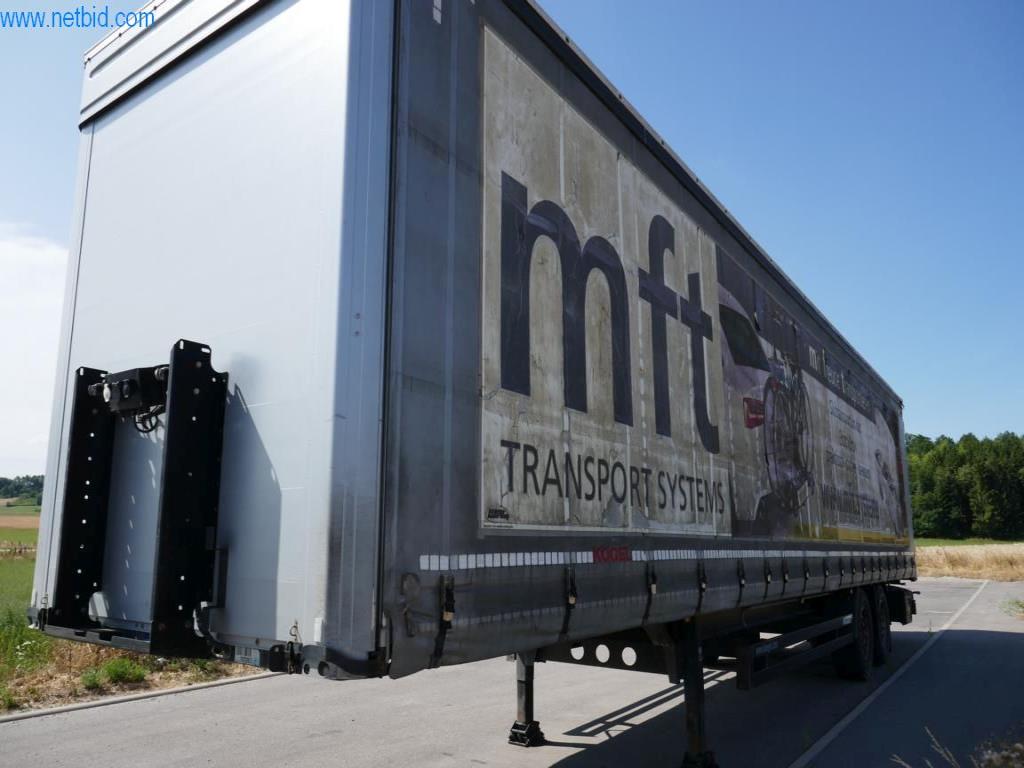 Pojazdy przedsiębiorstwa transportowego-6