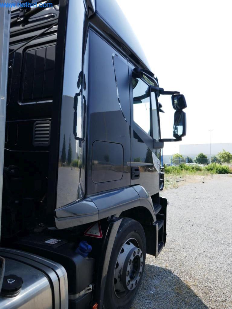 Pojazdy przedsiębiorstwa transportowego-3