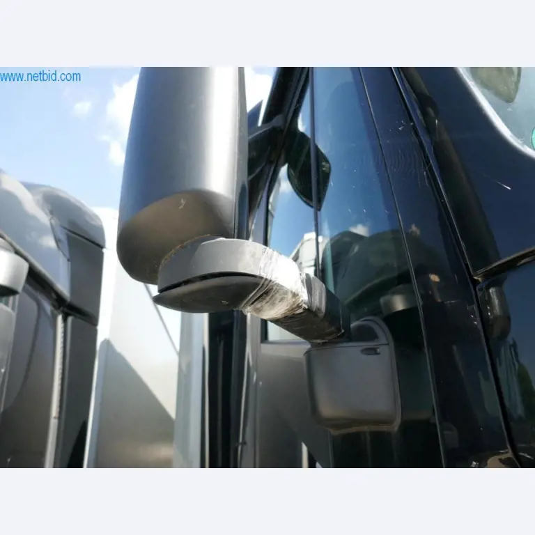 Vehicles of a freight forwarder-4