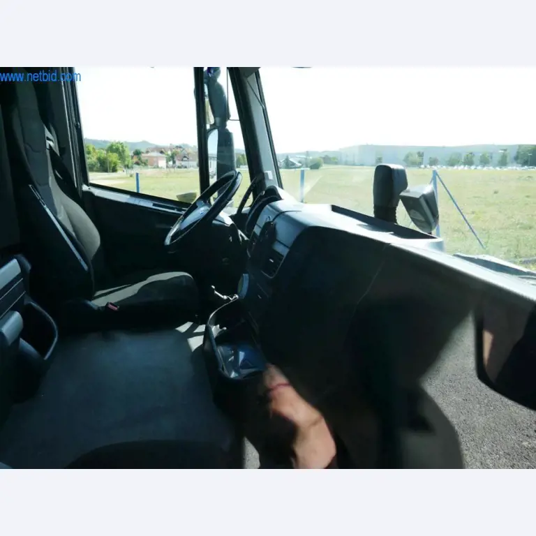 Vehicles of a freight forwarder-7