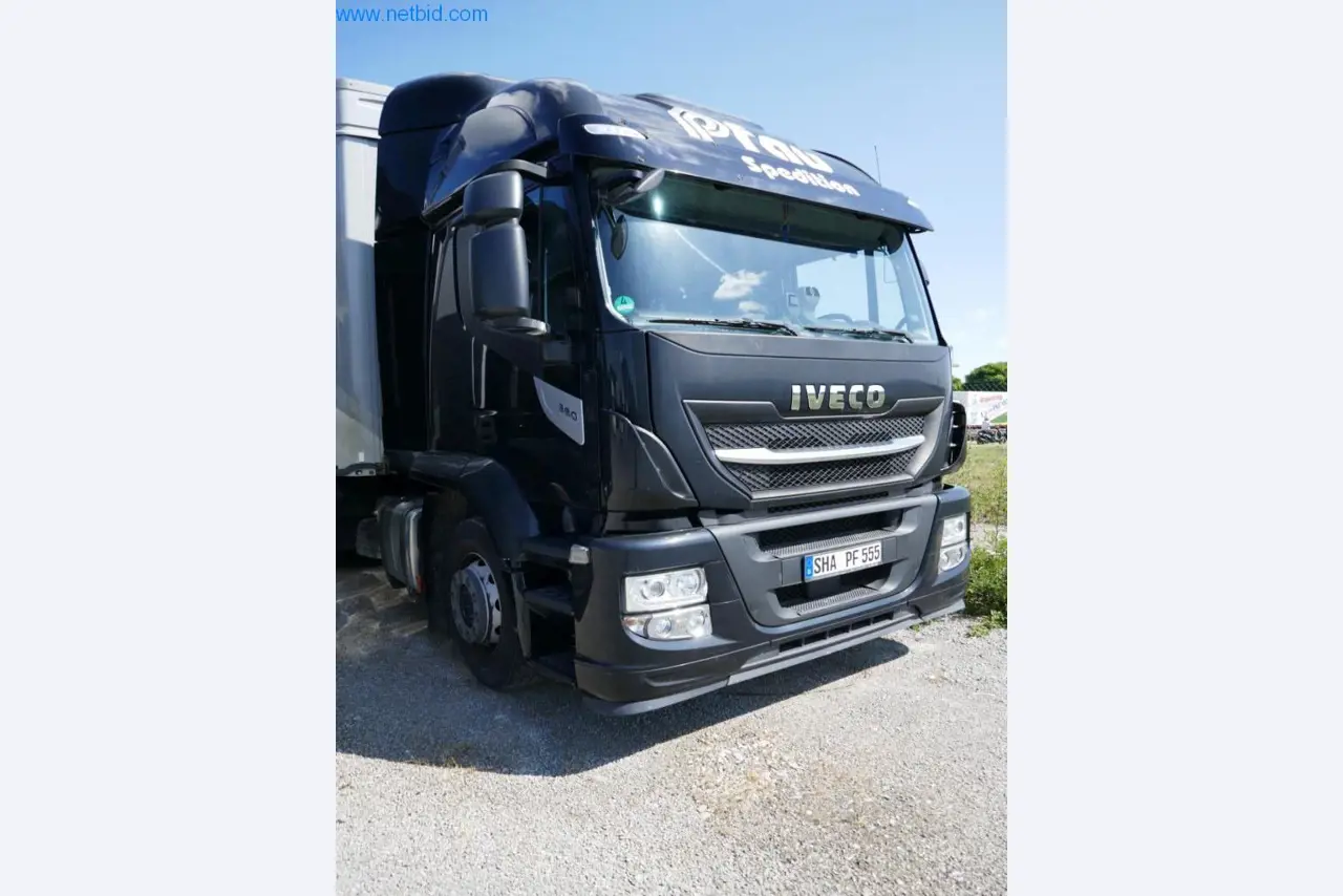 Vehicles of a freight forwarder-8