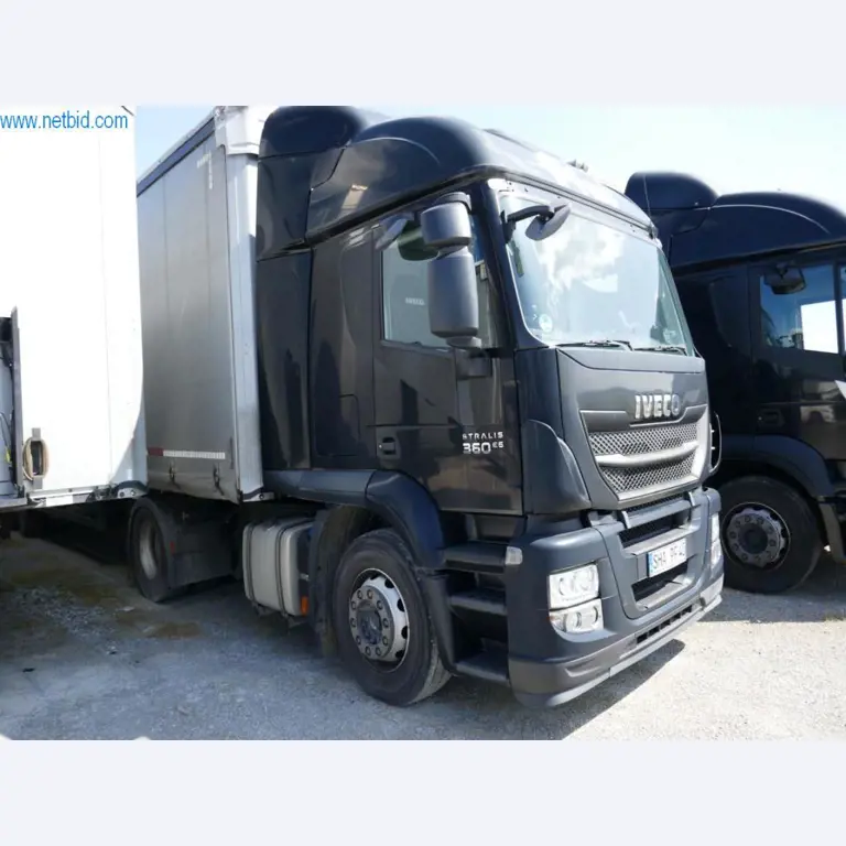 Vehicles of a freight forwarder-17