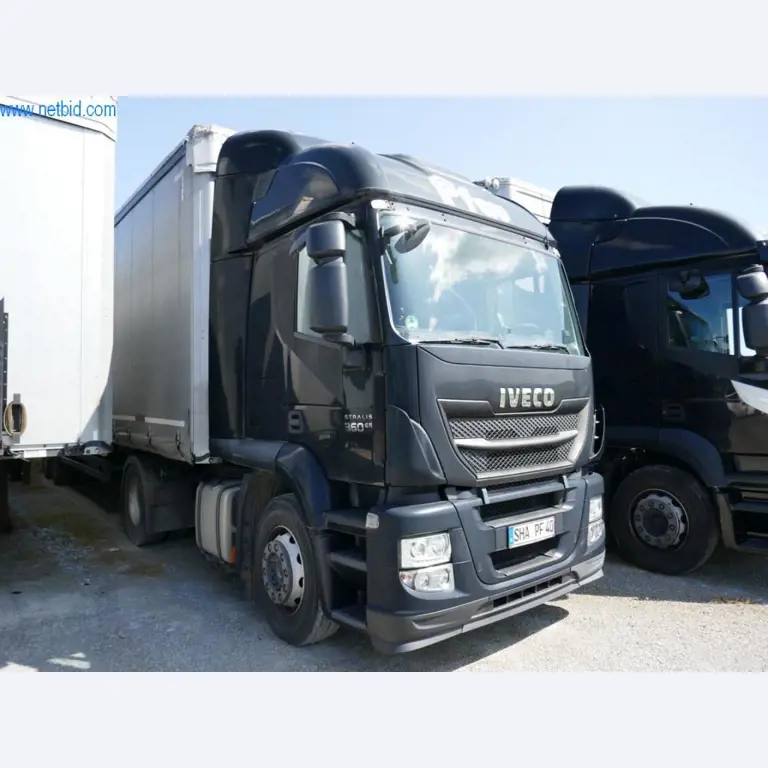 Vehicles of a freight forwarder-2