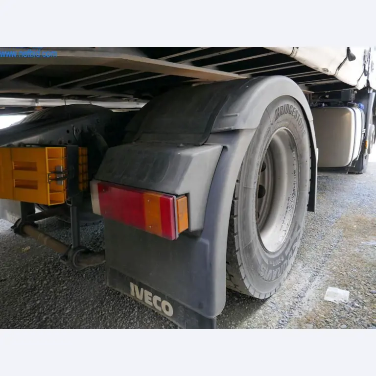 Vehicles of a freight forwarder-4