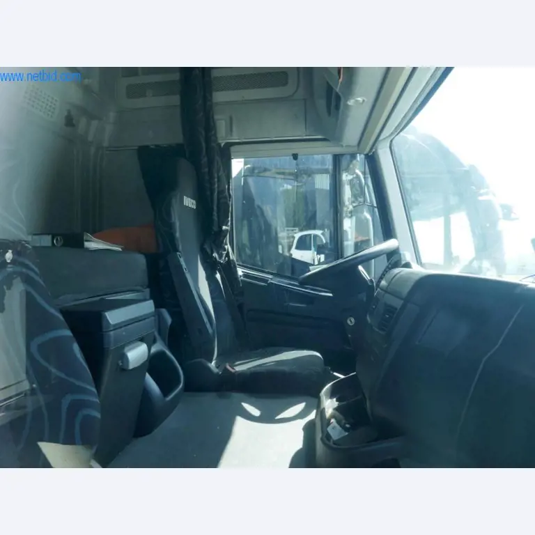 Vehicles of a freight forwarder-6