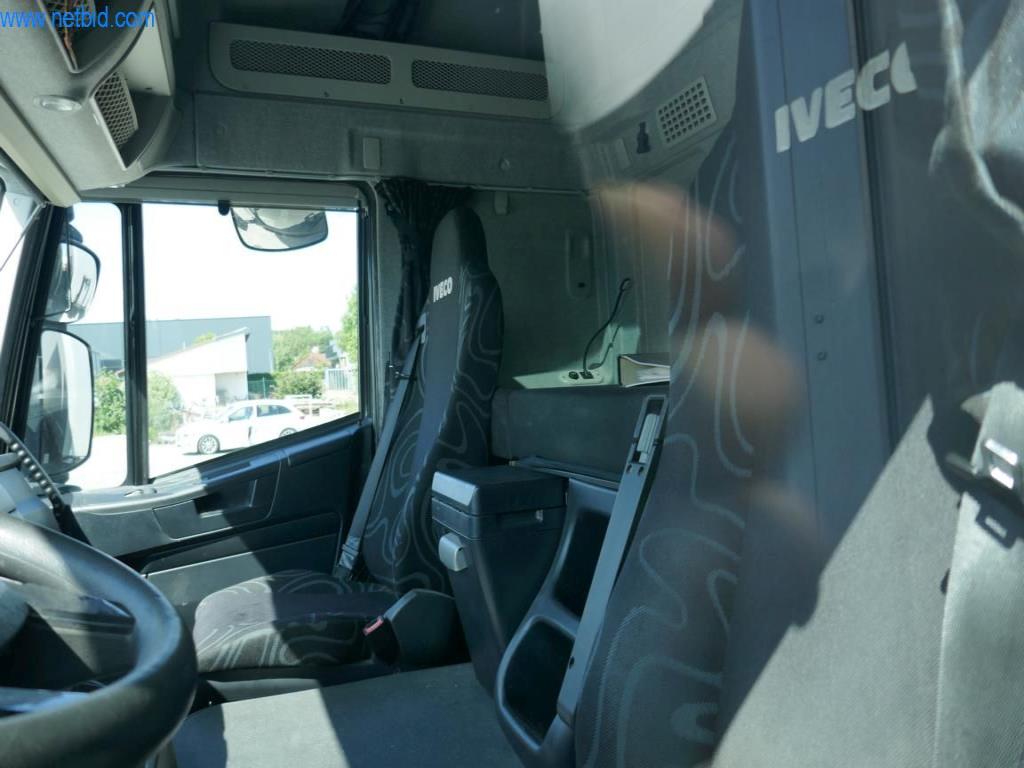 Pojazdy przedsiębiorstwa transportowego-8