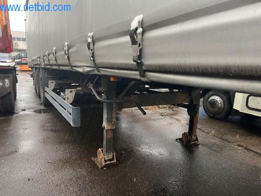 Pojazdy przedsiębiorstwa transportowego-10