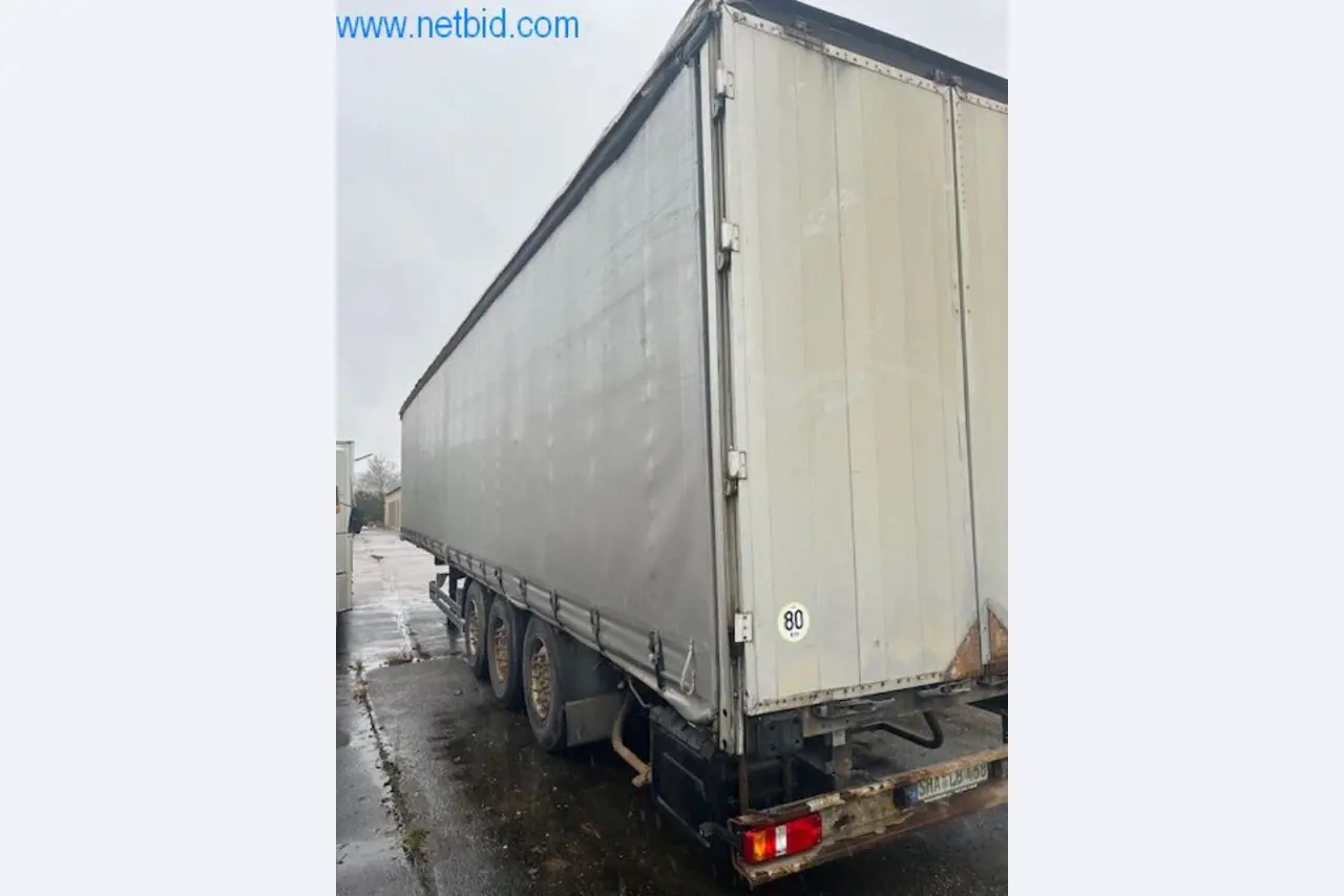 Vehicles of a freight forwarder-3
