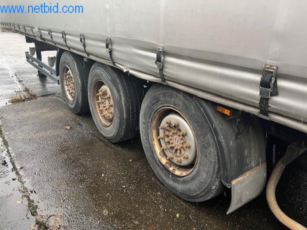 Pojazdy przedsiębiorstwa transportowego-5