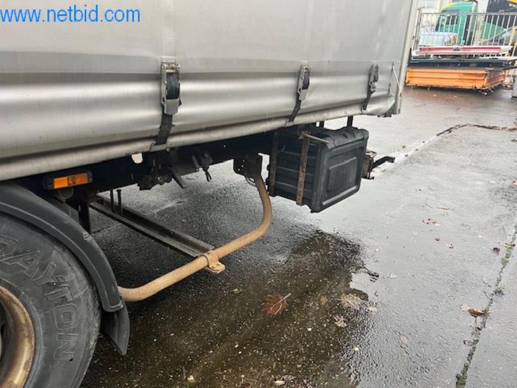 Pojazdy przedsiębiorstwa transportowego-6