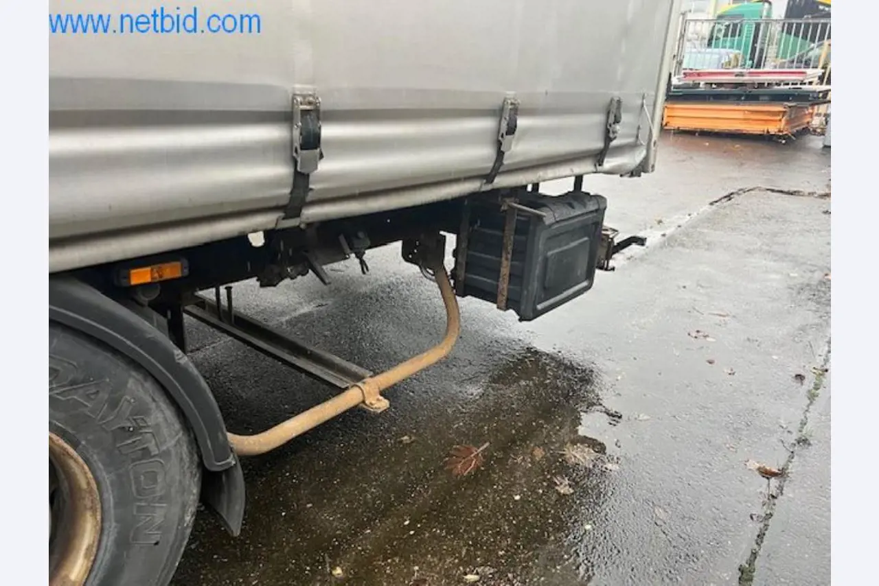 Vehicles of a freight forwarder-6