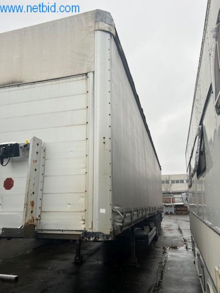 Pojazdy przedsiębiorstwa transportowego-7