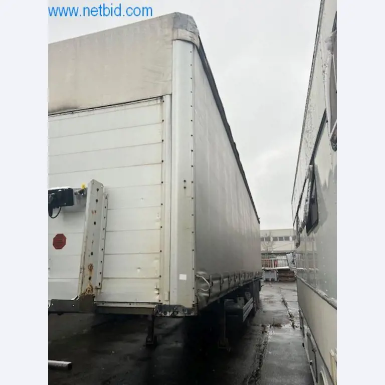 Vehicles of a freight forwarder-7