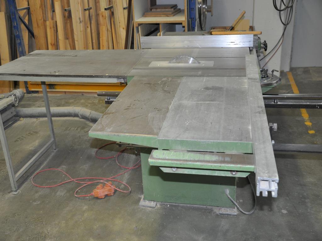 Maszyny stolarskie i ciesielskie; maszyny do obróbki metalu; sprzęt transportowy i magazynowy i wiele innych.-2