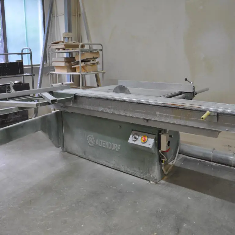 Sizing saw (possible later release) Altendorf F90