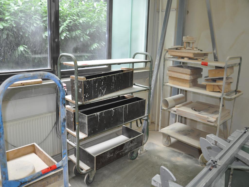 Tischlerei-/ Schreinerei-Maschinen; Schlosserei-Maschinen; Transport- und Lagerausstattung u.v.m.-1