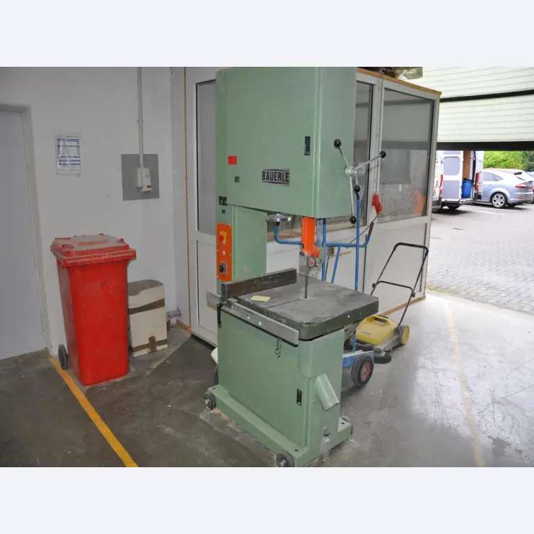 Tischlerei-/ Schreinerei-Maschinen; Schlosserei-Maschinen; Transport- und Lagerausstattung u.v.m.-1