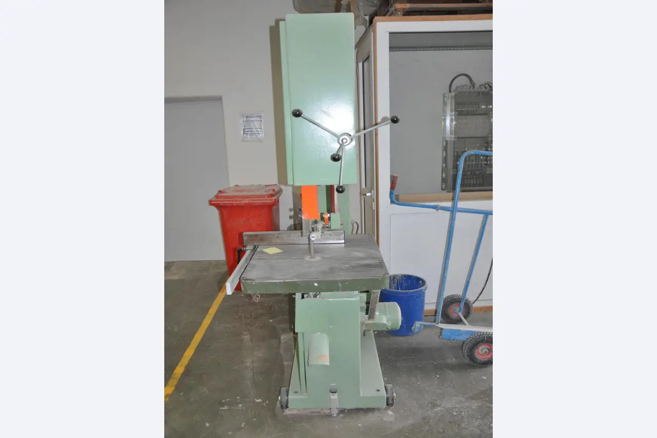 Tischlerei-/ Schreinerei-Maschinen; Schlosserei-Maschinen; Transport- und Lagerausstattung u.v.m.-5