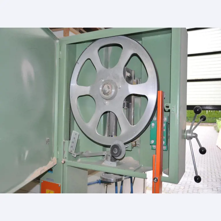 Tischlerei-/ Schreinerei-Maschinen; Schlosserei-Maschinen; Transport- und Lagerausstattung u.v.m.-7