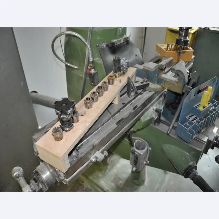 Tischlerei-/ Schreinerei-Maschinen; Schlosserei-Maschinen; Transport- und Lagerausstattung u.v.m.-5