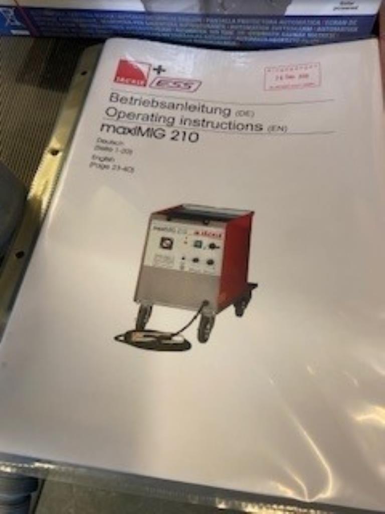 Máquinas de carpintería; máquinas para trabajar el metal; equipos de transporte y almacenamiento y mucho más.-3