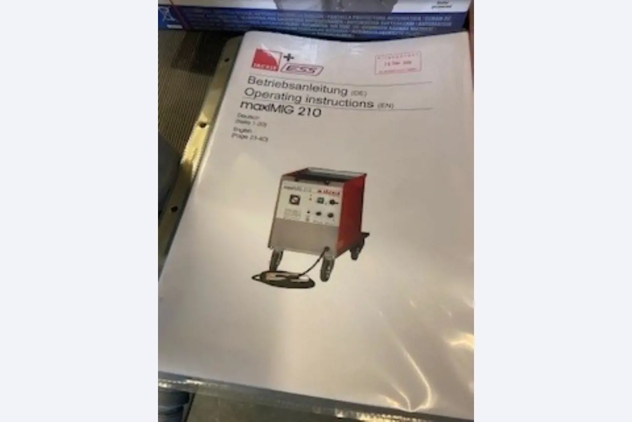 Máquinas de carpintería; máquinas para trabajar el metal; equipos de transporte y almacenamiento y mucho más.-3