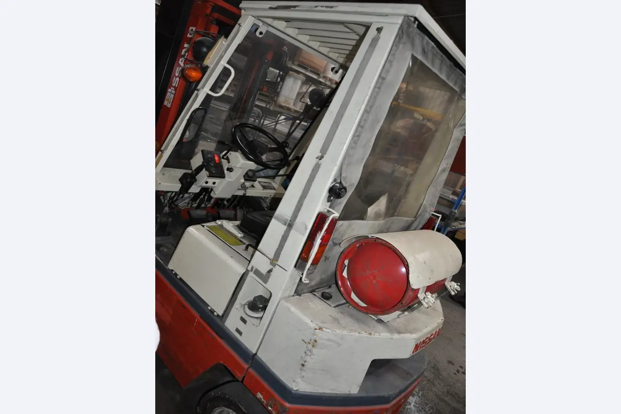 Tischlerei-/ Schreinerei-Maschinen; Schlosserei-Maschinen; Transport- und Lagerausstattung u.v.m.-3