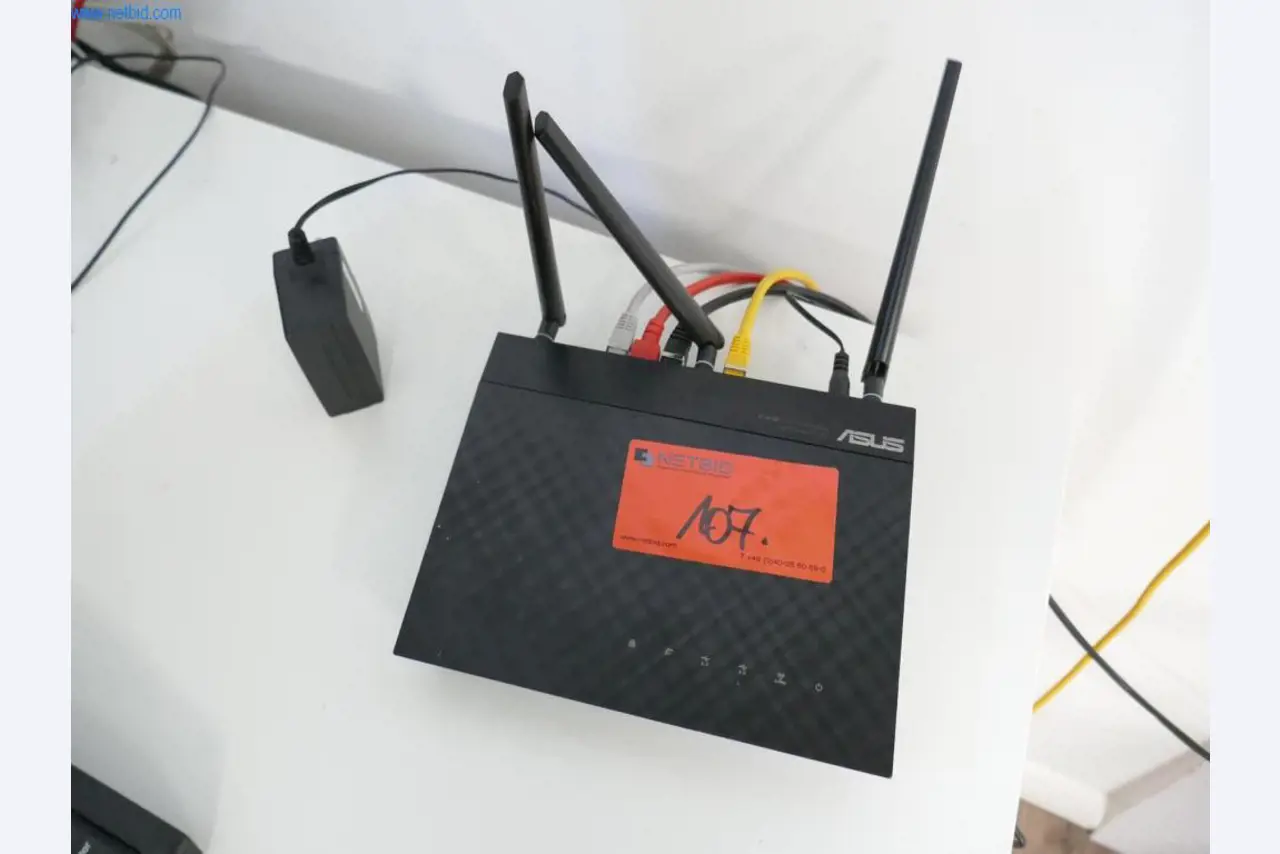 Dobrze utrzymany sprzęt laboratoryjny-2