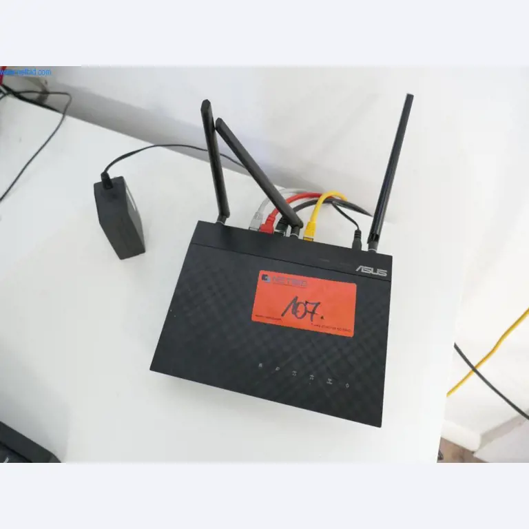 Dobrze utrzymany sprzęt laboratoryjny-2