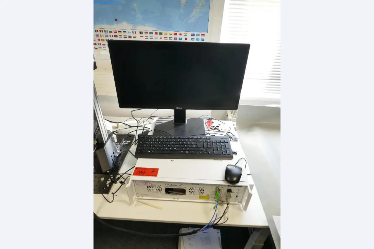 Gepflegte Laborausstattung-1