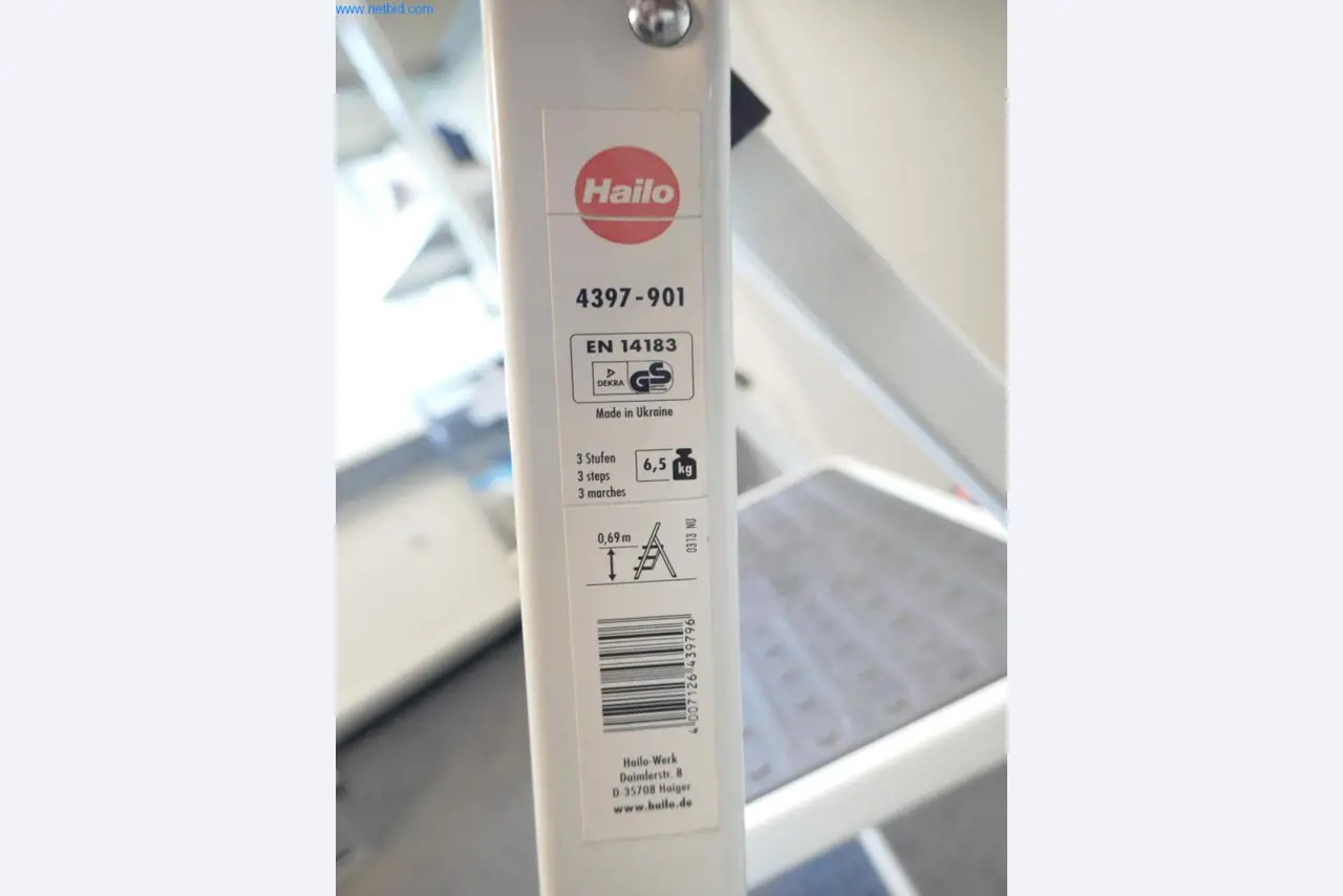 Dobře udržované laboratorní vybavení-2