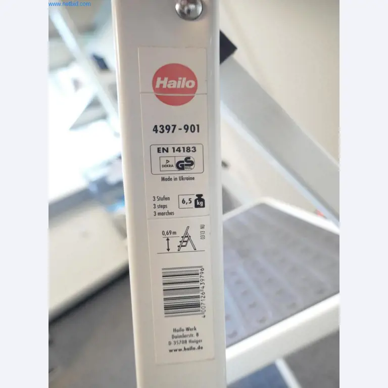 Dobře udržované laboratorní vybavení-2