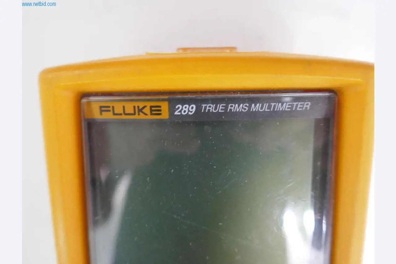 Dobrze utrzymany sprzęt laboratoryjny-2