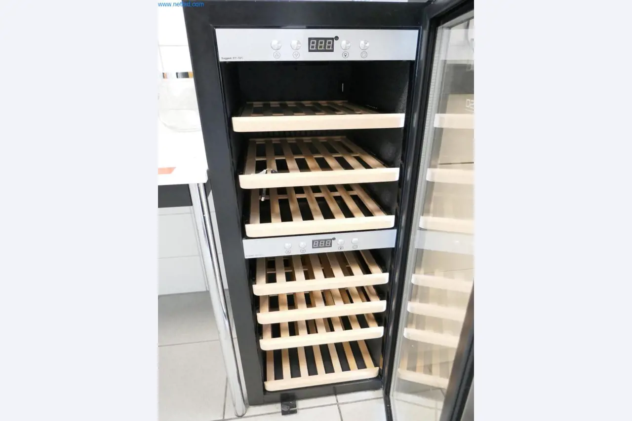 Dobře udržované laboratorní vybavení-2