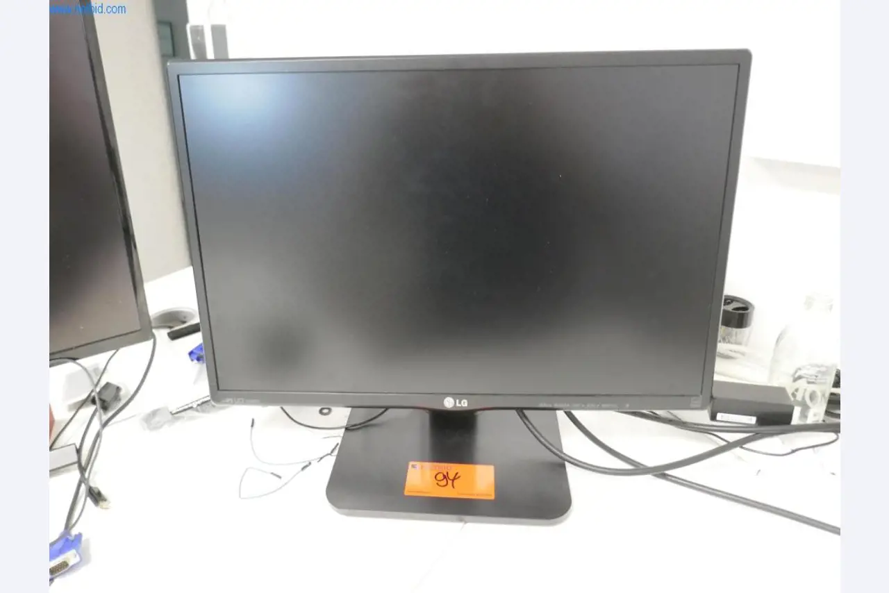 Material de laboratorio en buen estado-1