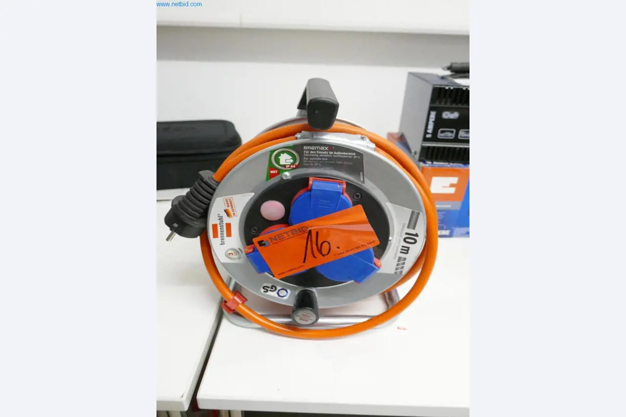 Dobrze utrzymany sprzęt laboratoryjny-1