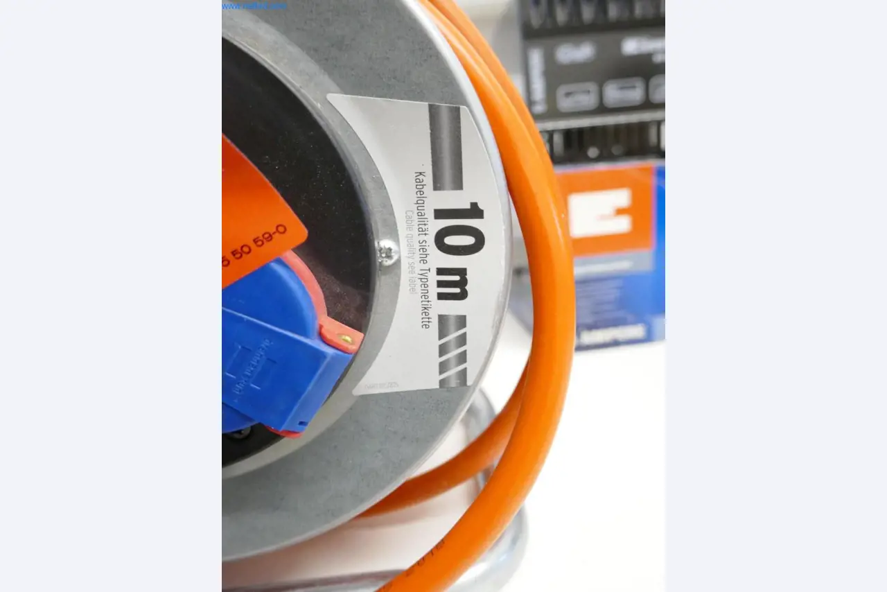 Dobrze utrzymany sprzęt laboratoryjny-2