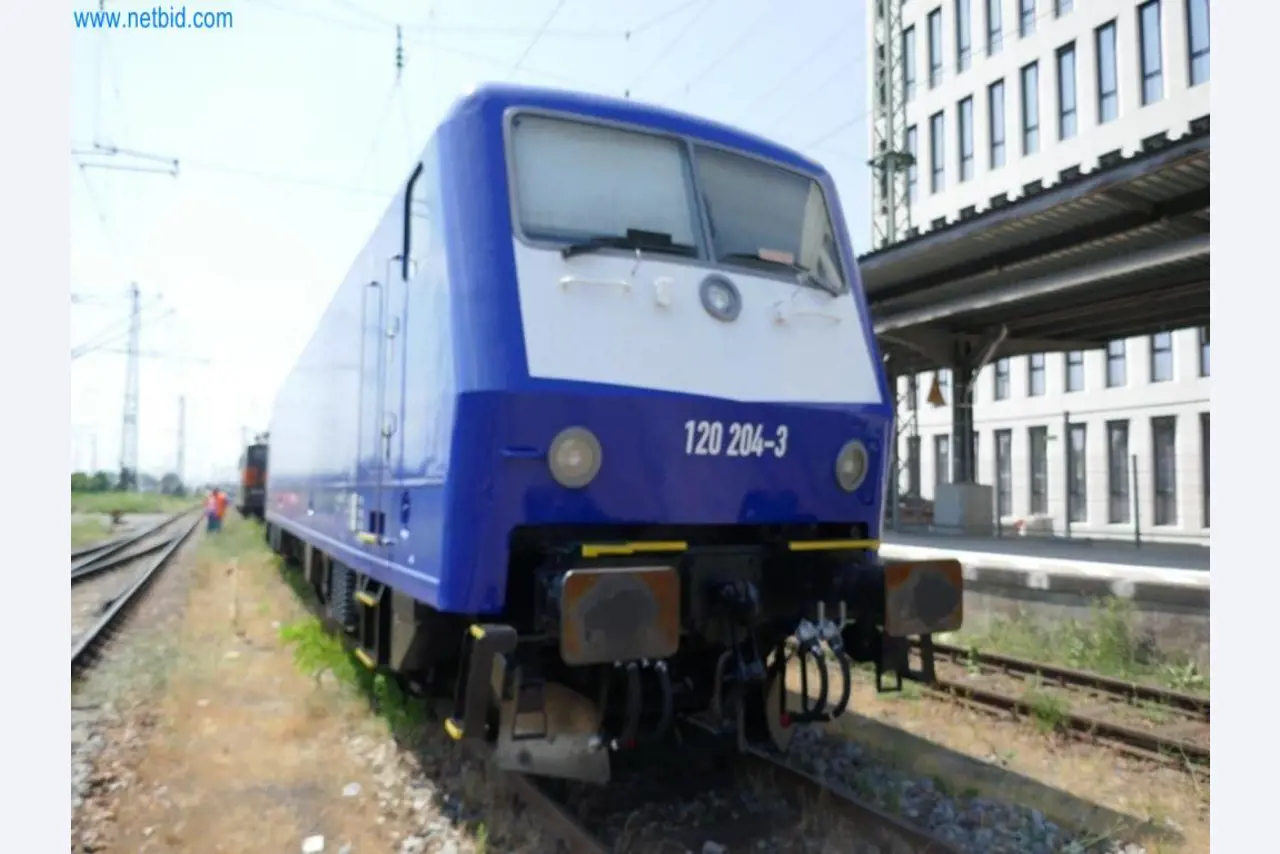 Locomotoras de ferrocarril <!--Flota de vehículos, equipos de oficina-->-1