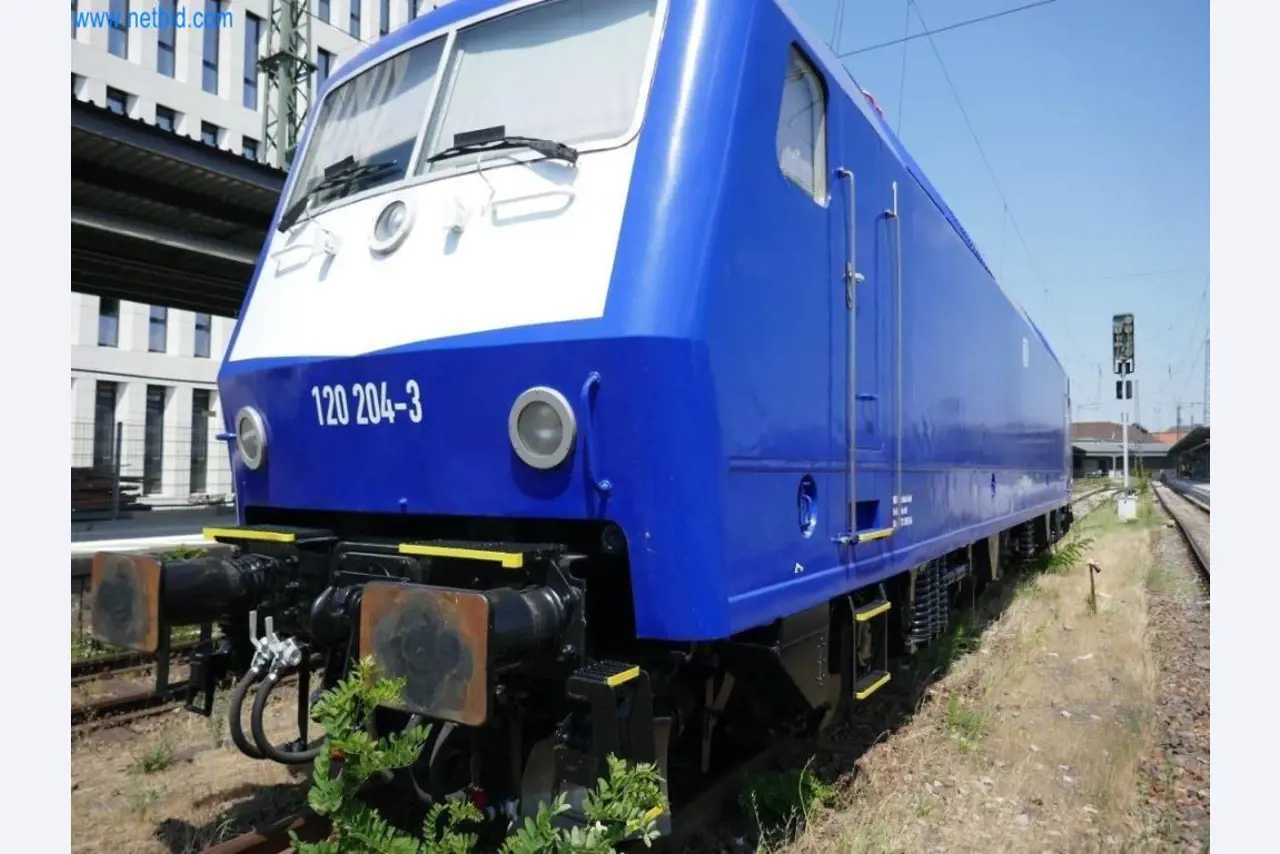 Locomotoras de ferrocarril <!--Flota de vehículos, equipos de oficina-->-2