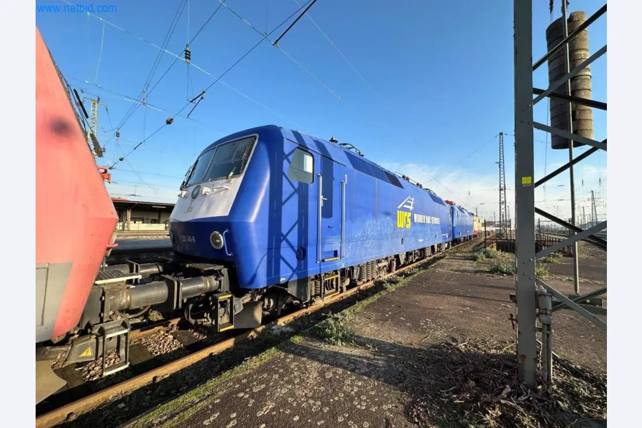 Locomotoras de ferrocarril <!--Flota de vehículos, equipos de oficina-->-3