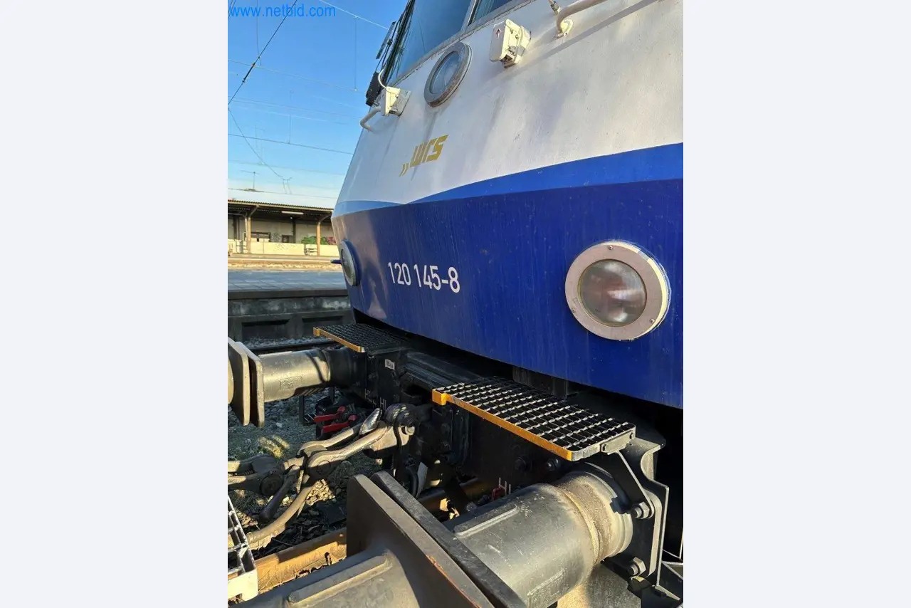 Locomotoras de ferrocarril <!--Flota de vehículos, equipos de oficina-->-6