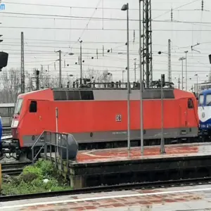 Locomotora eléctrica Krauss-Maffei / SIEMENS E120
