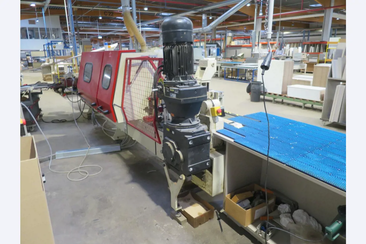 Máquinas para trabalhar madeira para a produção de móveis de cozinha-40