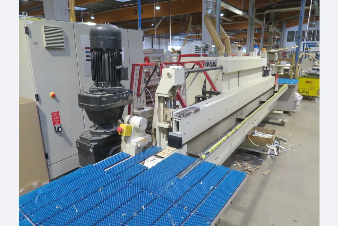 Máquinas para trabalhar madeira para a produção de móveis de cozinha-41