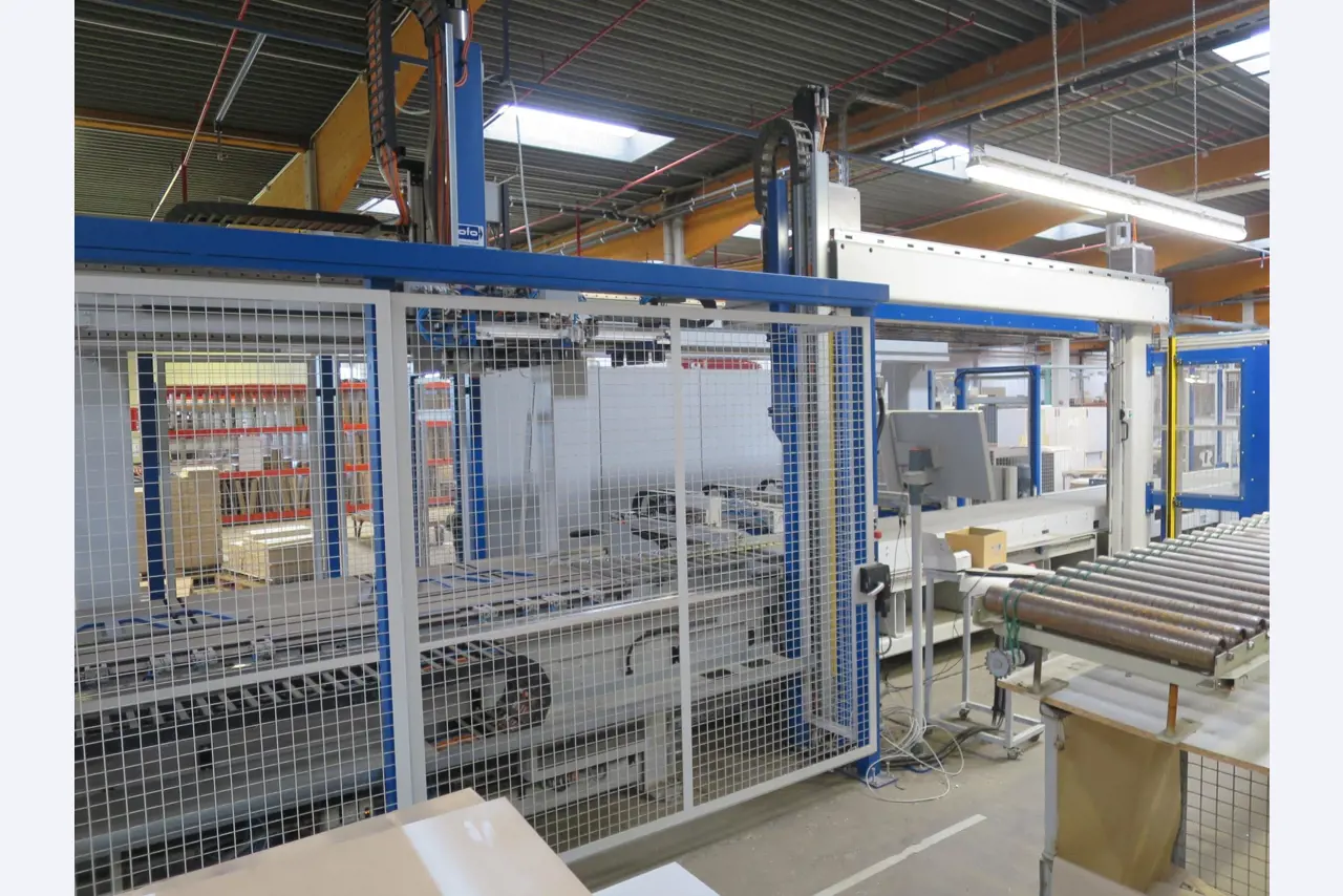 Máquinas para trabalhar madeira para a produção de móveis de cozinha-53