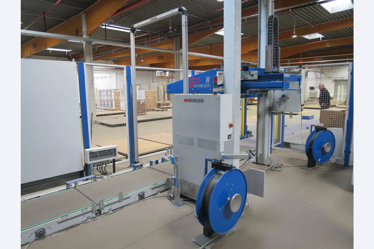 Máquinas para trabalhar madeira para a produção de móveis de cozinha-54