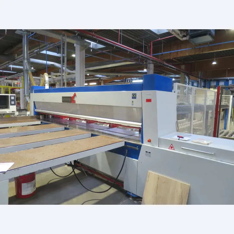 Máquinas para trabalhar madeira para a produção de móveis de cozinha-57