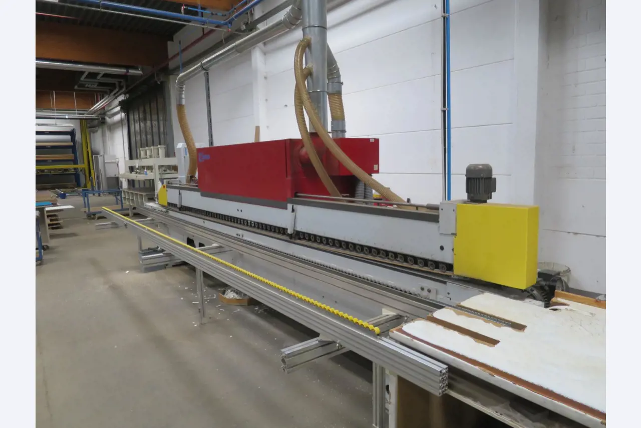 Máquinas para trabalhar madeira para a produção de móveis de cozinha-77